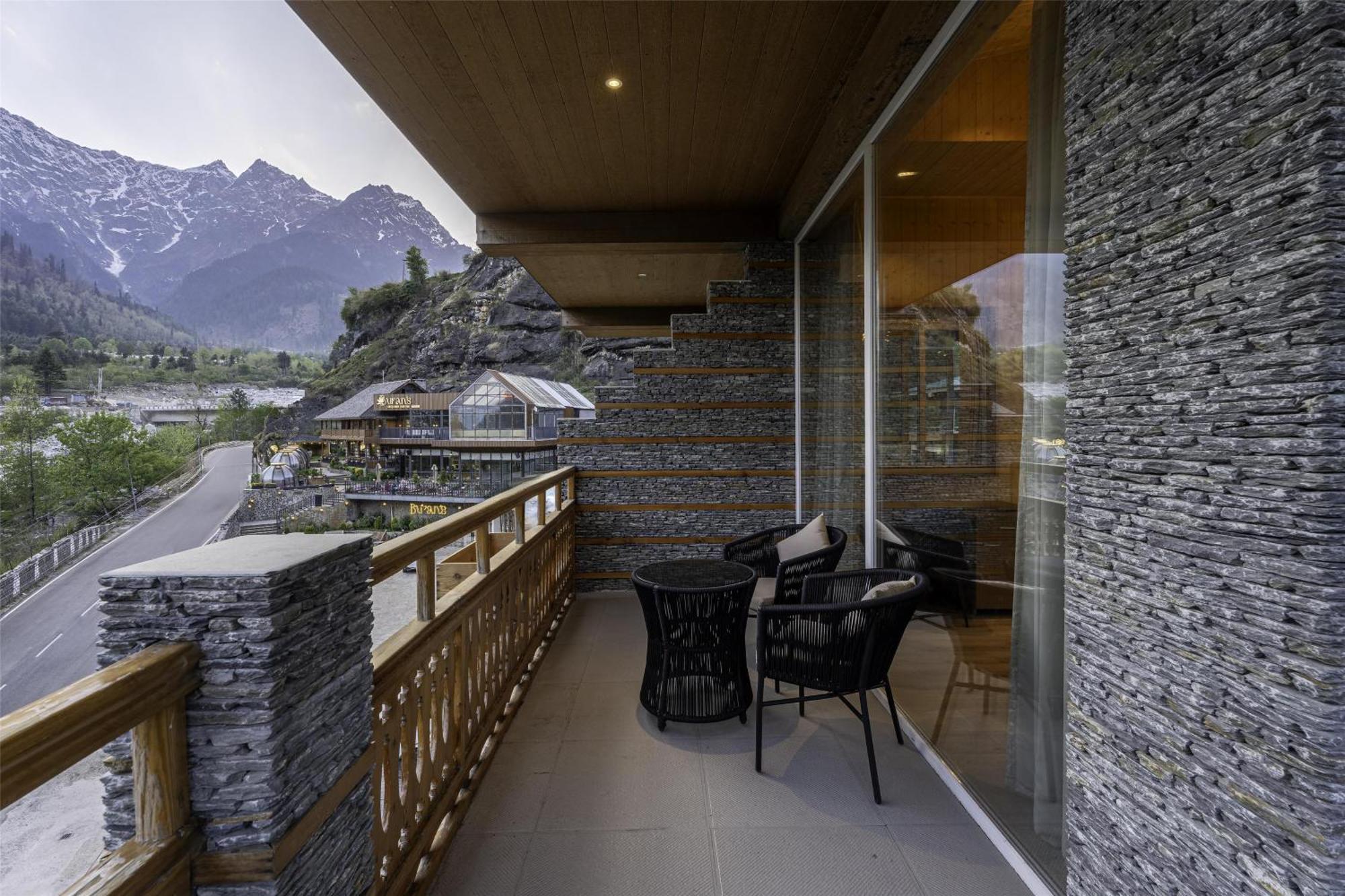 Palchan Hotel & Spa - A Member Of Radisson Individuals Retreats Manāli Kültér fotó